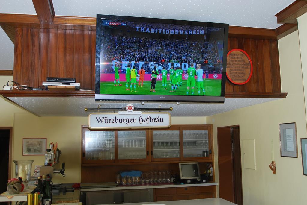 Am Waldeck 3*